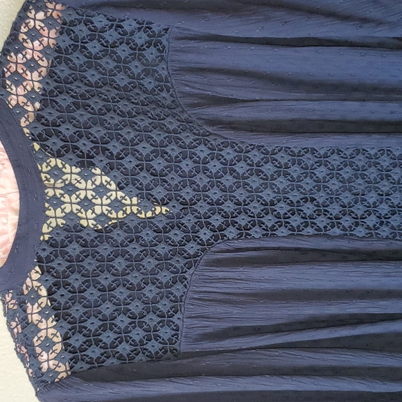 Free People Oversized Victorian, vintage-inspired design look at all this detail - Picture 5 of 16